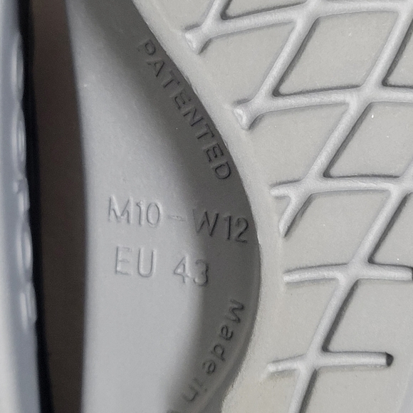 Oofos OOriginal- Rock Steppers Women's Size 12. - Picture 10 of 10